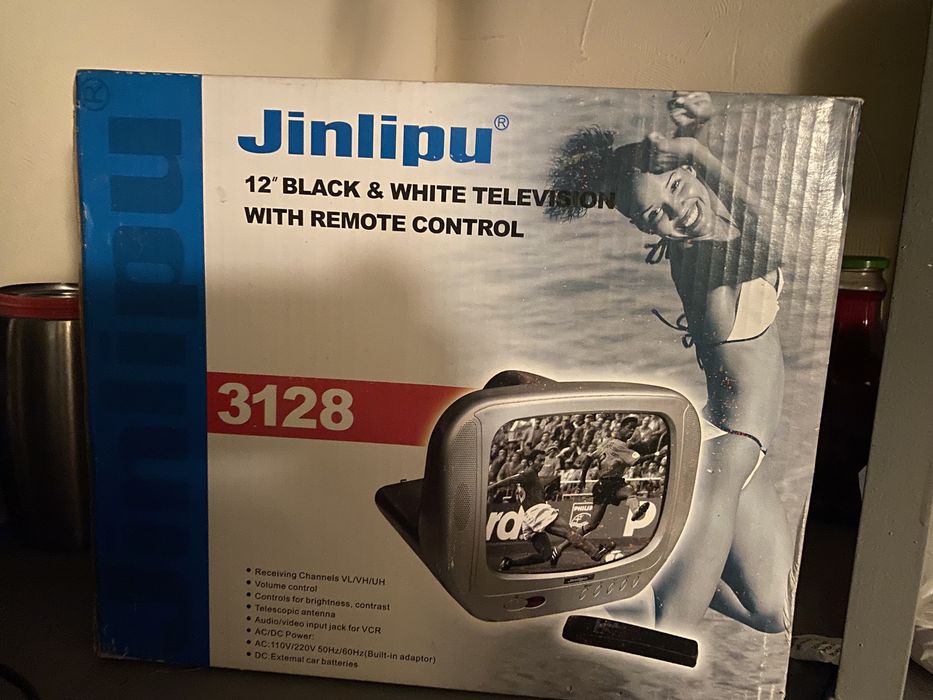 Телевизор jinlipu 12”