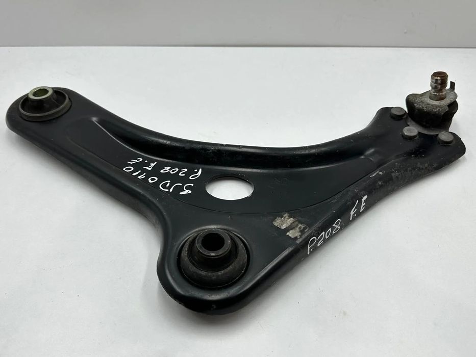 Braço Suspensão Frente Esquerdo - Peugeot 208 I (2016)