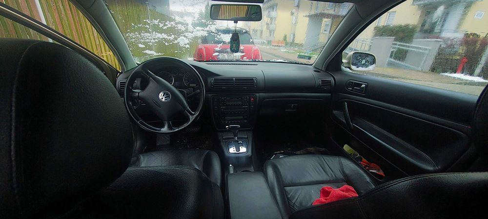 Volkswagen Passat B5 FL 1.8T 2002 | uszkodzony |