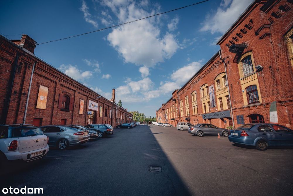 Lokal biurowo usługowy 150m2 C.H. Twierdza