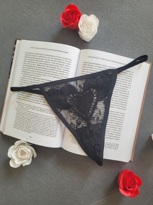 Стрінги трусики чорні мереживо еротичні трусы