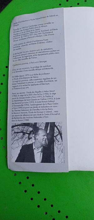 Książka o atcitekturze  Stanisława Fiszer