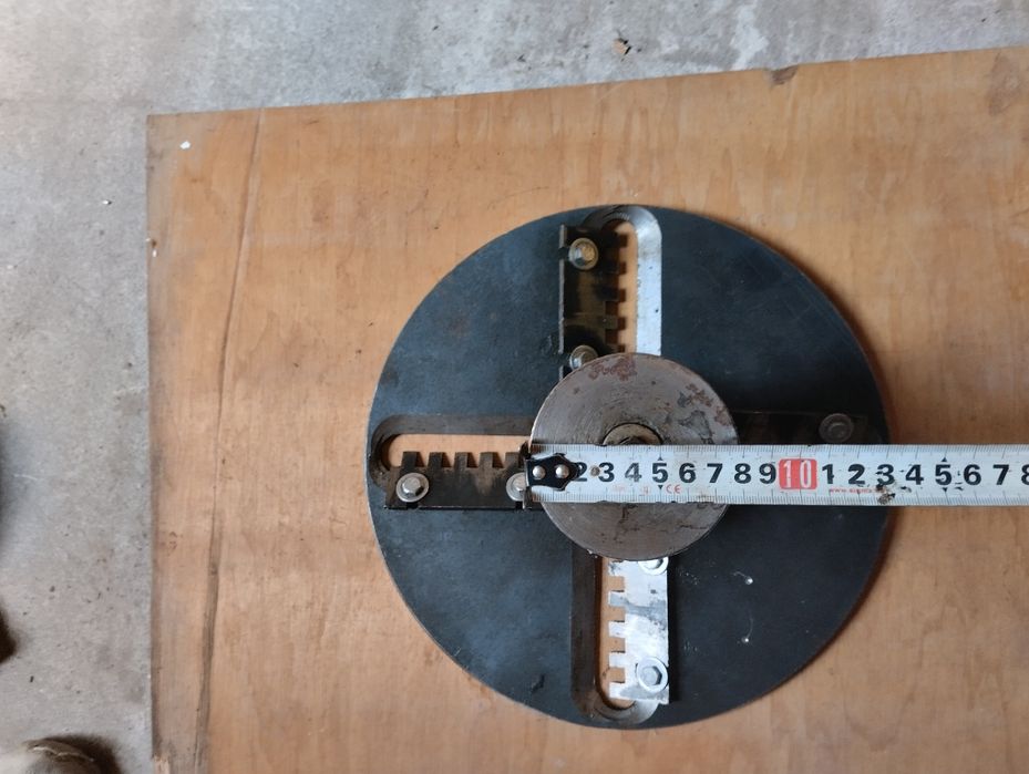 Корморізка під газовий балон