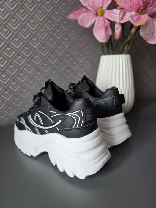 Sneakersy damskie buty sportowe czarne białe wysokie