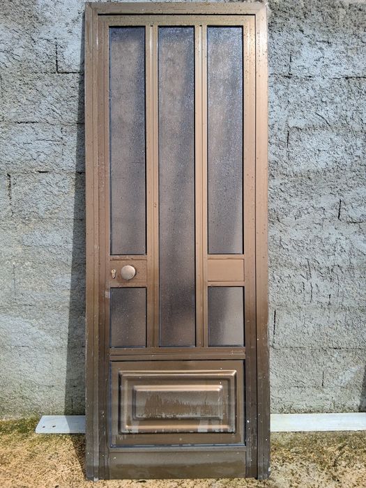 Porta de aluminio
