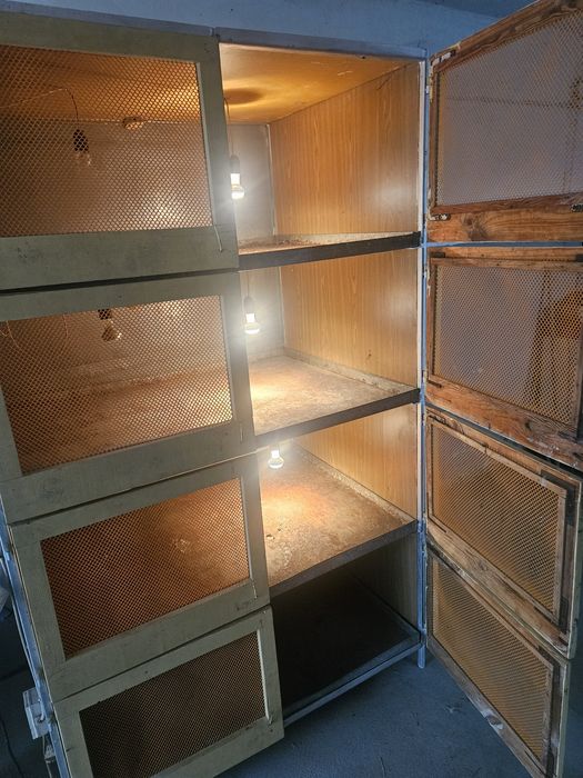 Klatki do odchowu piskląt