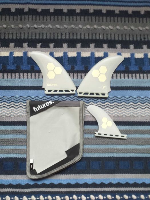 Quilhas Fins AM Twin + Estabilizador Futures