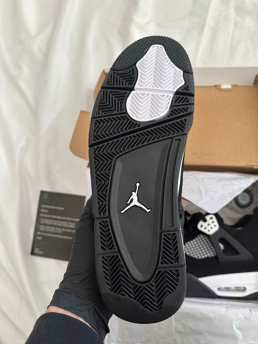 Jordan 4 White Thunder 40,41,42,43,44