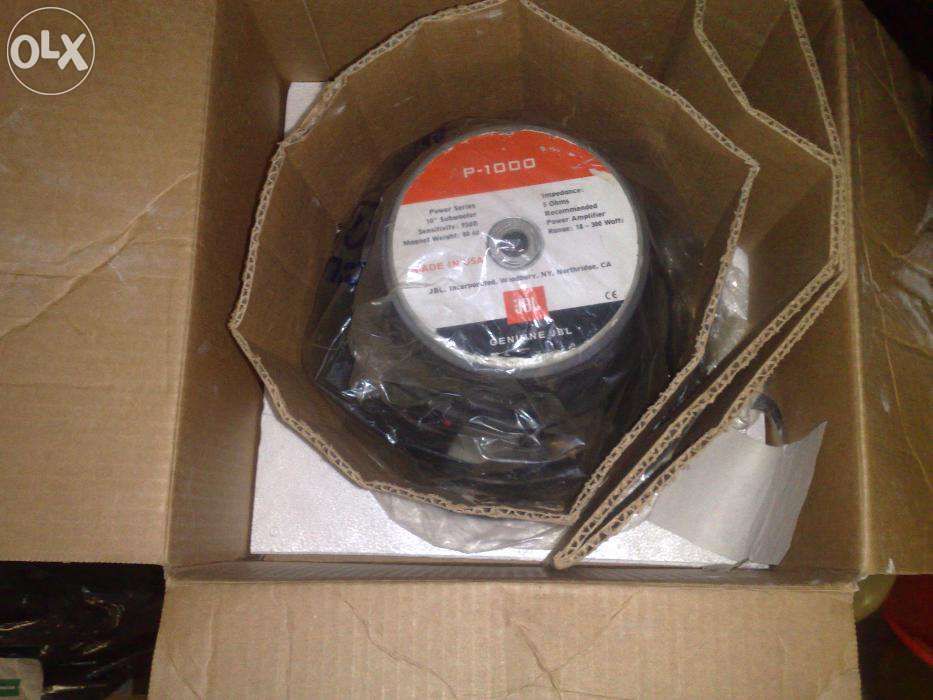 Subwoofer JBL 300W Novo