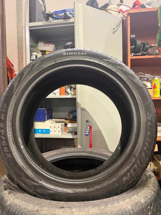 Opony Pirelli Scorpion 255/45 R19 Lato - prawie NOWE!!