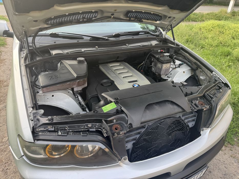 Продам Bmw x5 e53