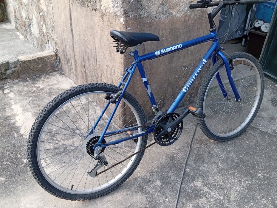 Bicicletas adulto e criança para despachar