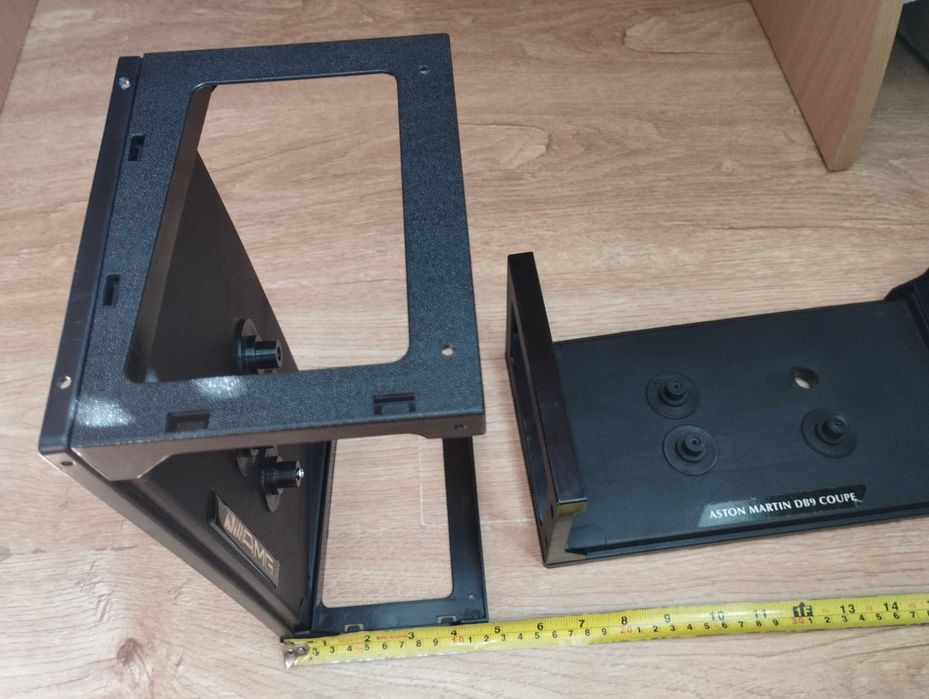 Підставки Подіуми для моделей автомобілів масштабу 1/18