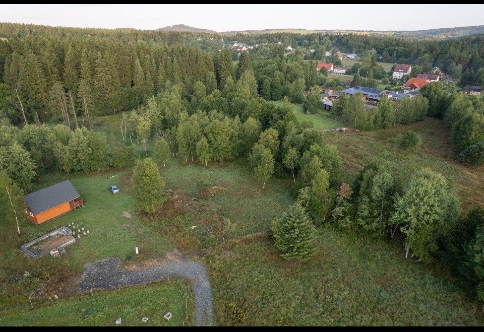 Działka budowlana. Spokojna okolica z bliskością gór.