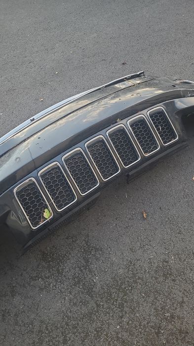 Zderzak  jeep grand cherokee wk2