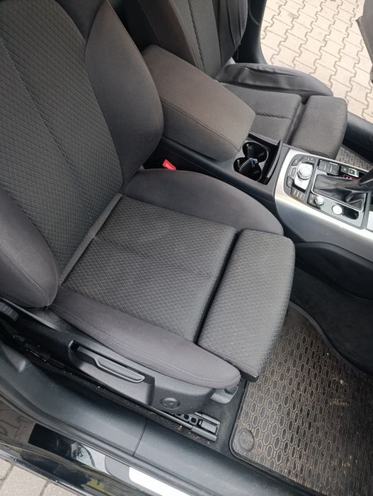 Samochód Audi Kombi
