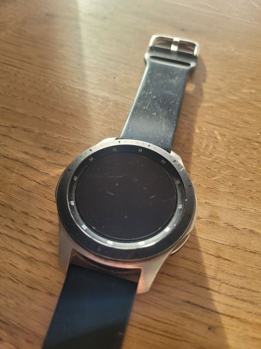 Samsung Galaxy Watch smartwatch