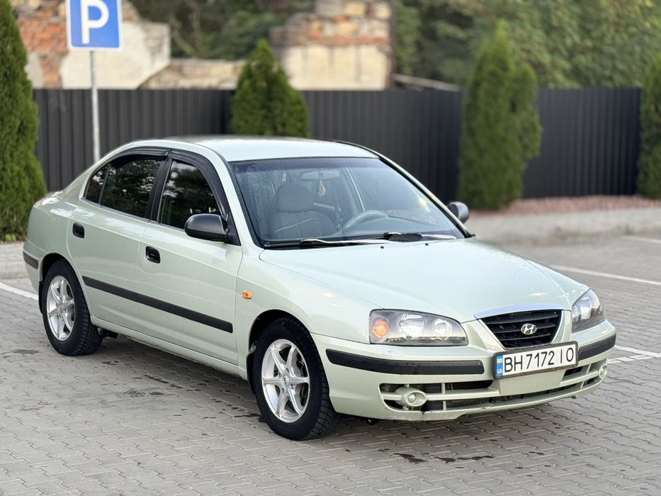 Hyundai Elantra 1.6 бензин