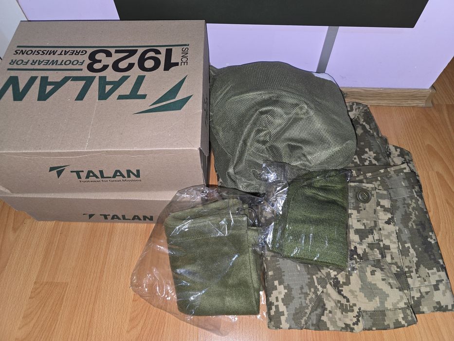 Військові Берці та Одяг,Нові, одяг 54/6 розмір, берці 46(30см)розмір.