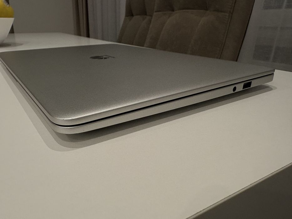 Huawei MateBook D