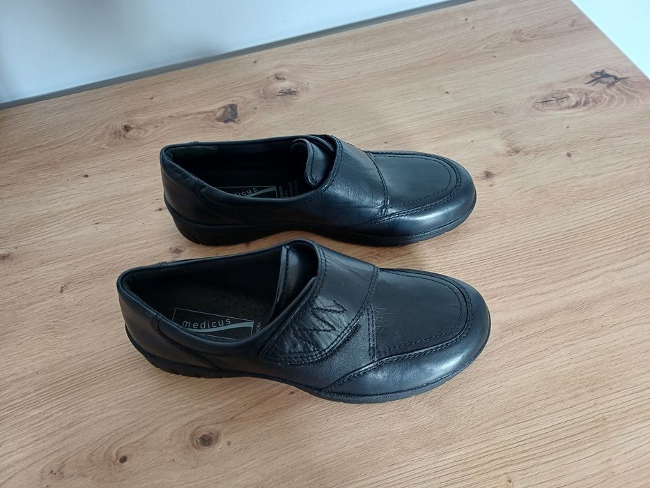 Buty Medicus rozmiar 37,5 / 38 nowe skóra