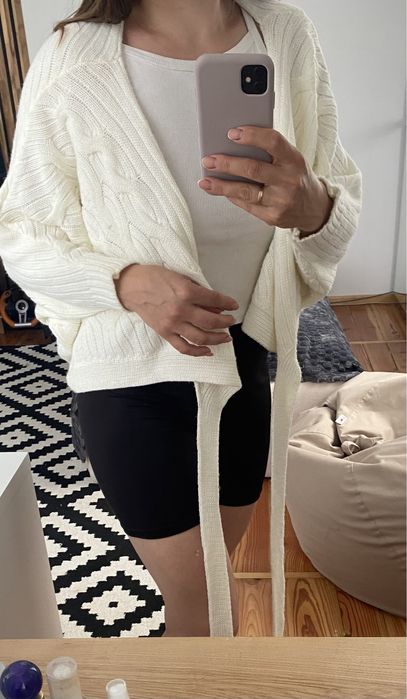 Вязана біла кофта светр S