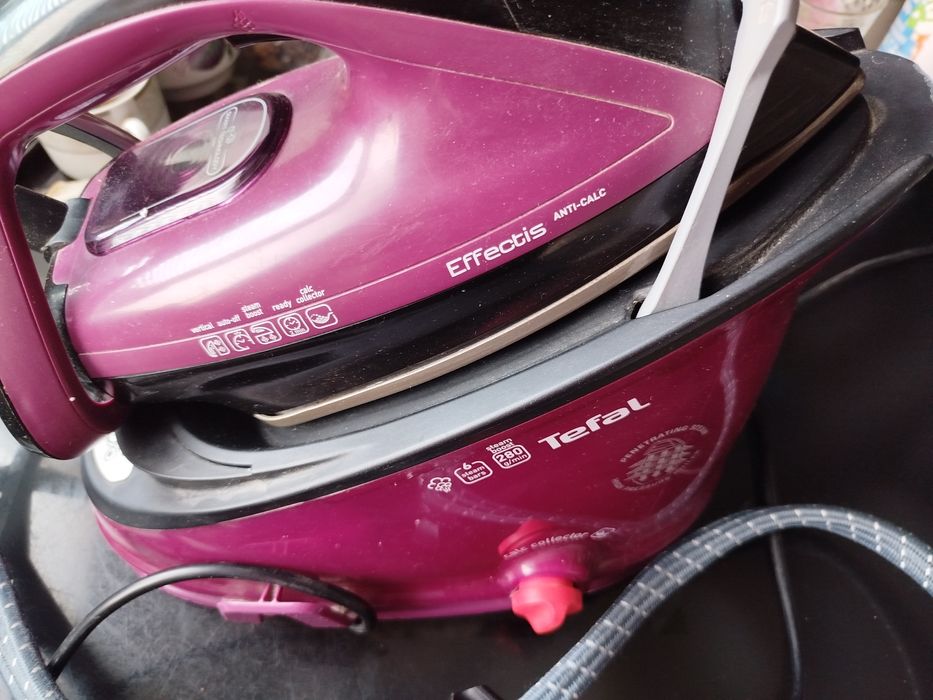 Праска з парогенератором Tefal GV6820E0/23 б/в