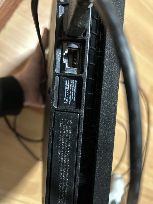 Sony PS4.          .