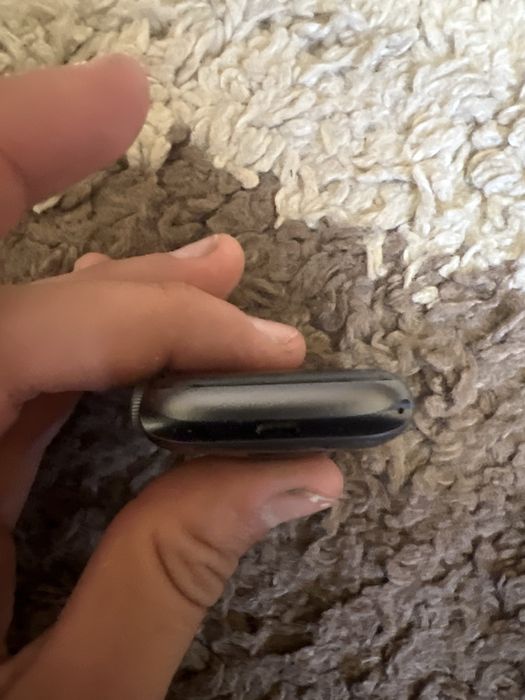 Часи apple watch 4 nike в гарному стані