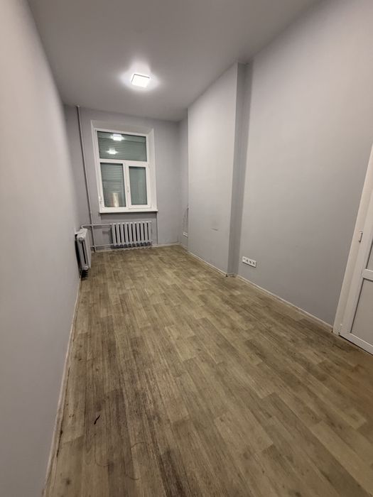 Оренда приміщення 42,7 м² в центрі міста, 1 поверх Воскресенська 16 – pohled 4
