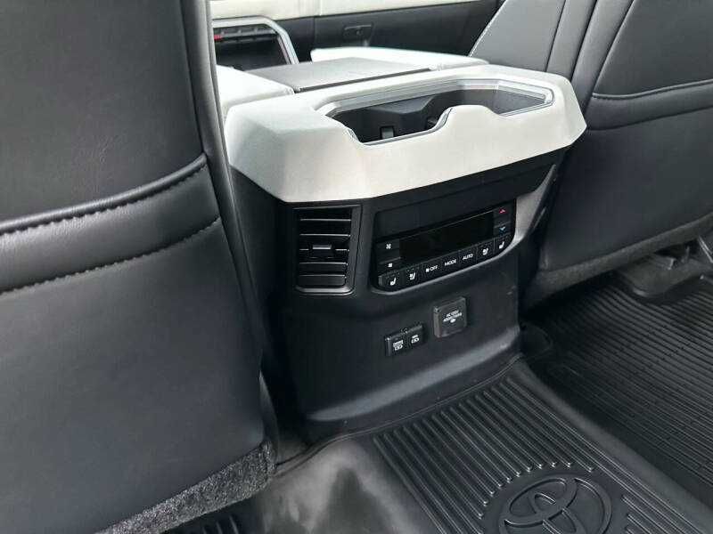 2023 Toyota Sequoia