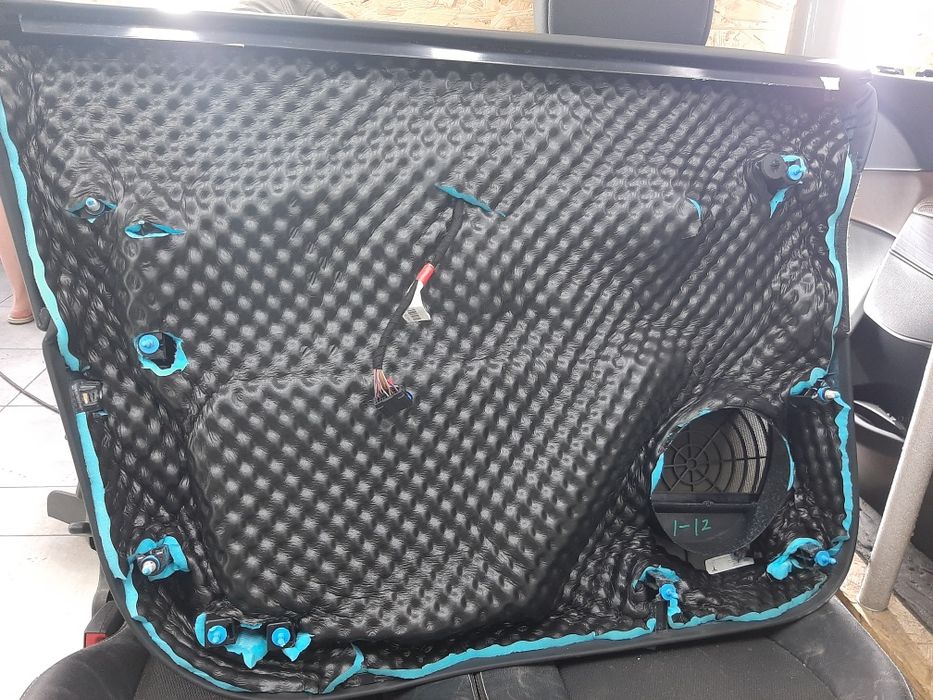 Вібро та шумоізоляція авто