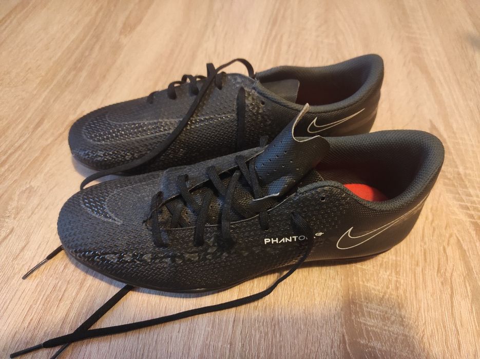 Buty korki  firmy Nike