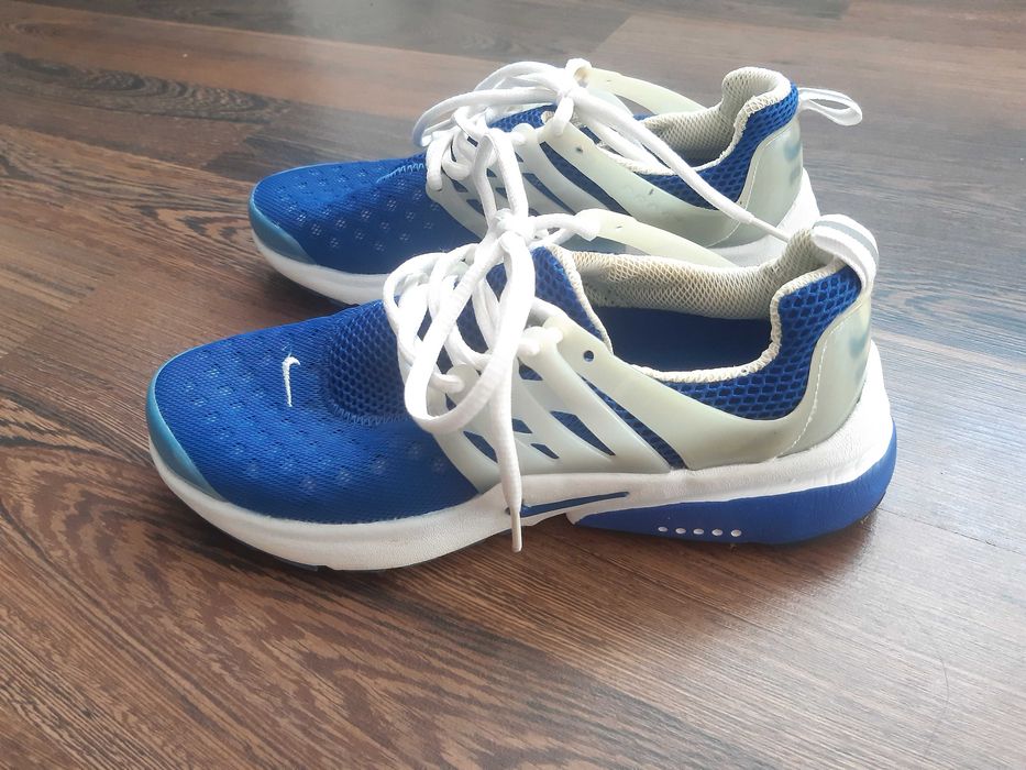 Nike Жіночі кросівки
