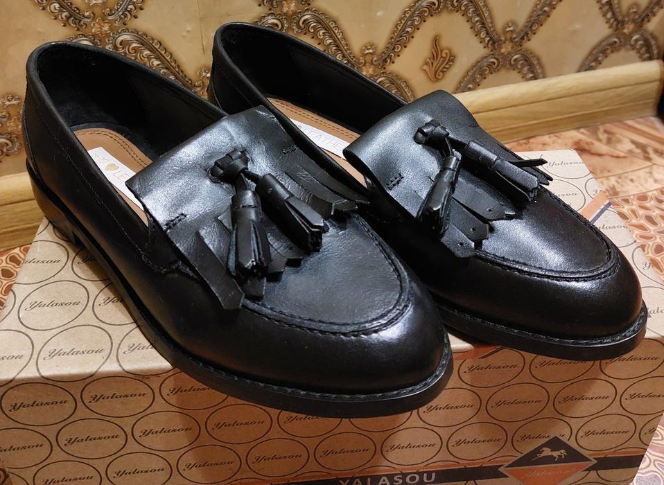 Нові шкіряні лофери