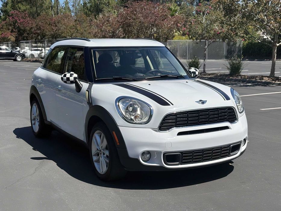 MINI Cooper Countryman      2013