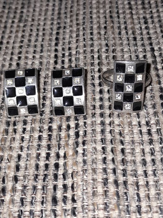 Продам комплект бижутерии Jenavi  кольцо и серьги