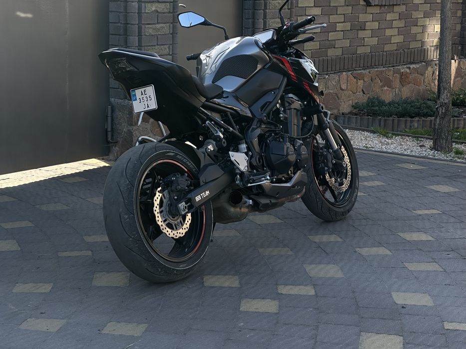 Kawasaki z900 2023 (abs)