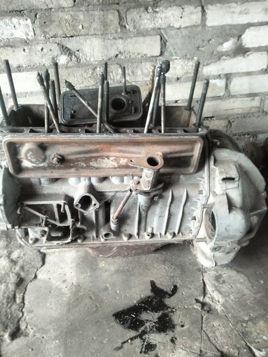 Продам блок 402 ,