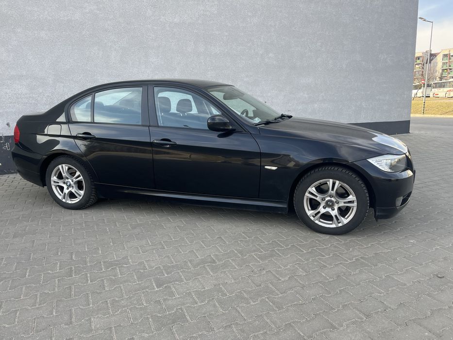 BMW E90 318i 143KM