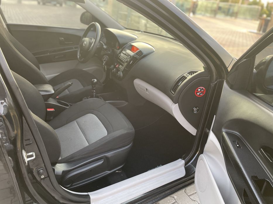 Kia Ceed 1.4 Газ