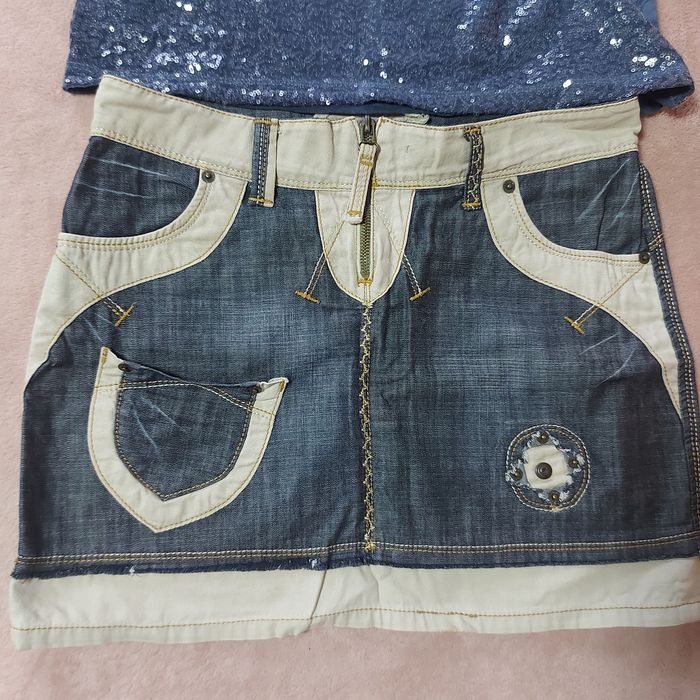 Джинсовая юбка и майка