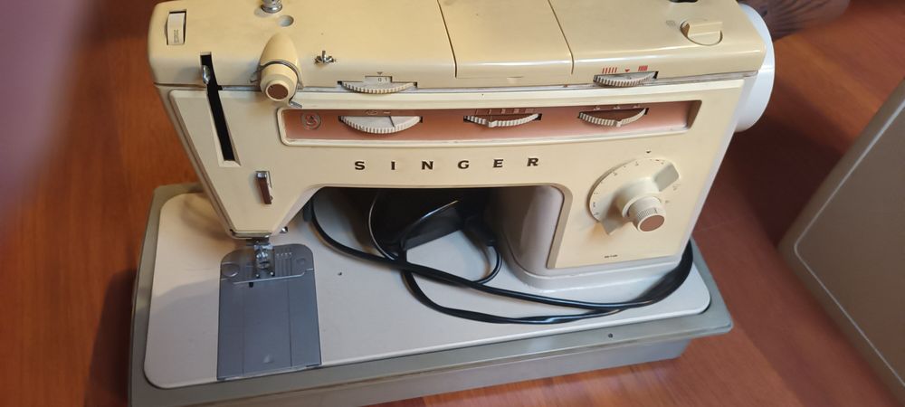 Maquina Singer usada.