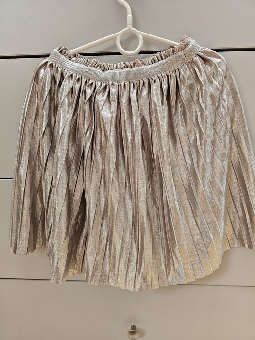 Zestaw srebrna bluzka spódnica