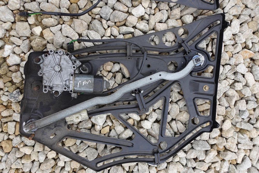 Szyby elektryczne Mercedes 124 coupe rarytas