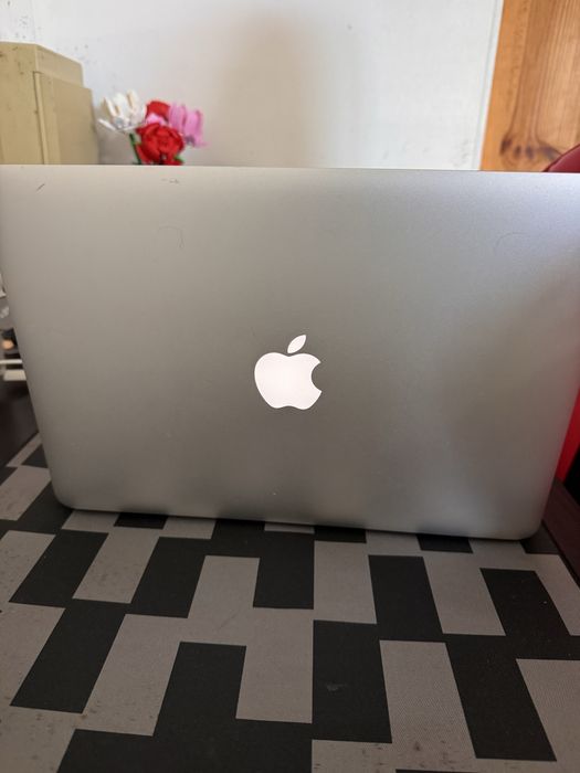 MacBook Pro (Retina, 13 polegadas, início de 2015)