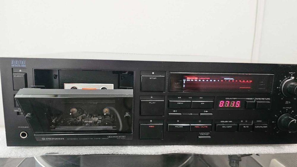 Пропоную майже нову касетну деку Pioneer CT-A7X