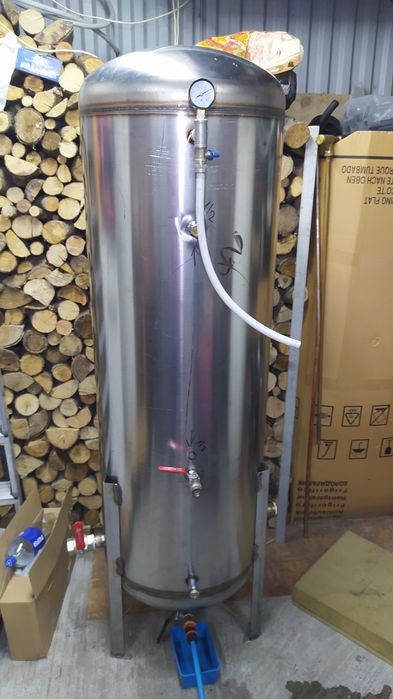 Hydrofor  nierdzewny 200 l