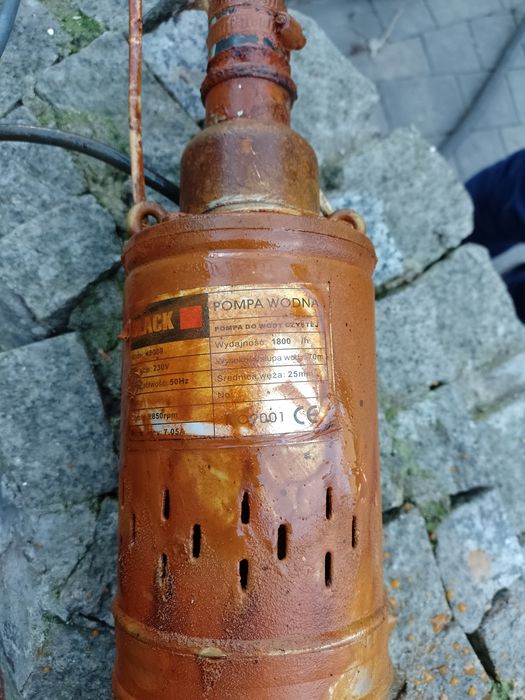 Pompa Głębinowa 1800/h Black & Decker