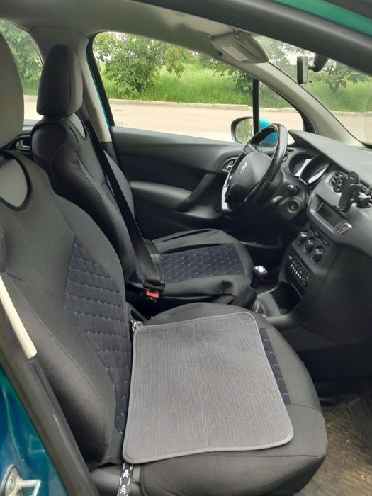 Продам машину Citroen C3